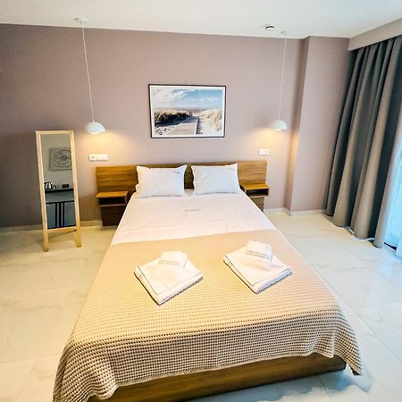 Sithonian Sunset Luxury - Nikiti Cozy Getaways Aparthotel Екстериор снимка