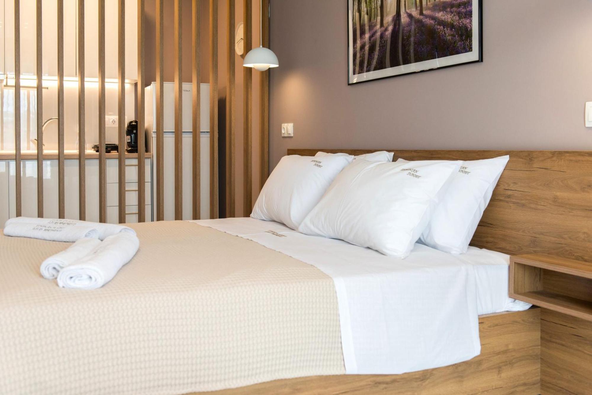 Sithonian Sunset Luxury - Nikiti Cozy Getaways Aparthotel Екстериор снимка