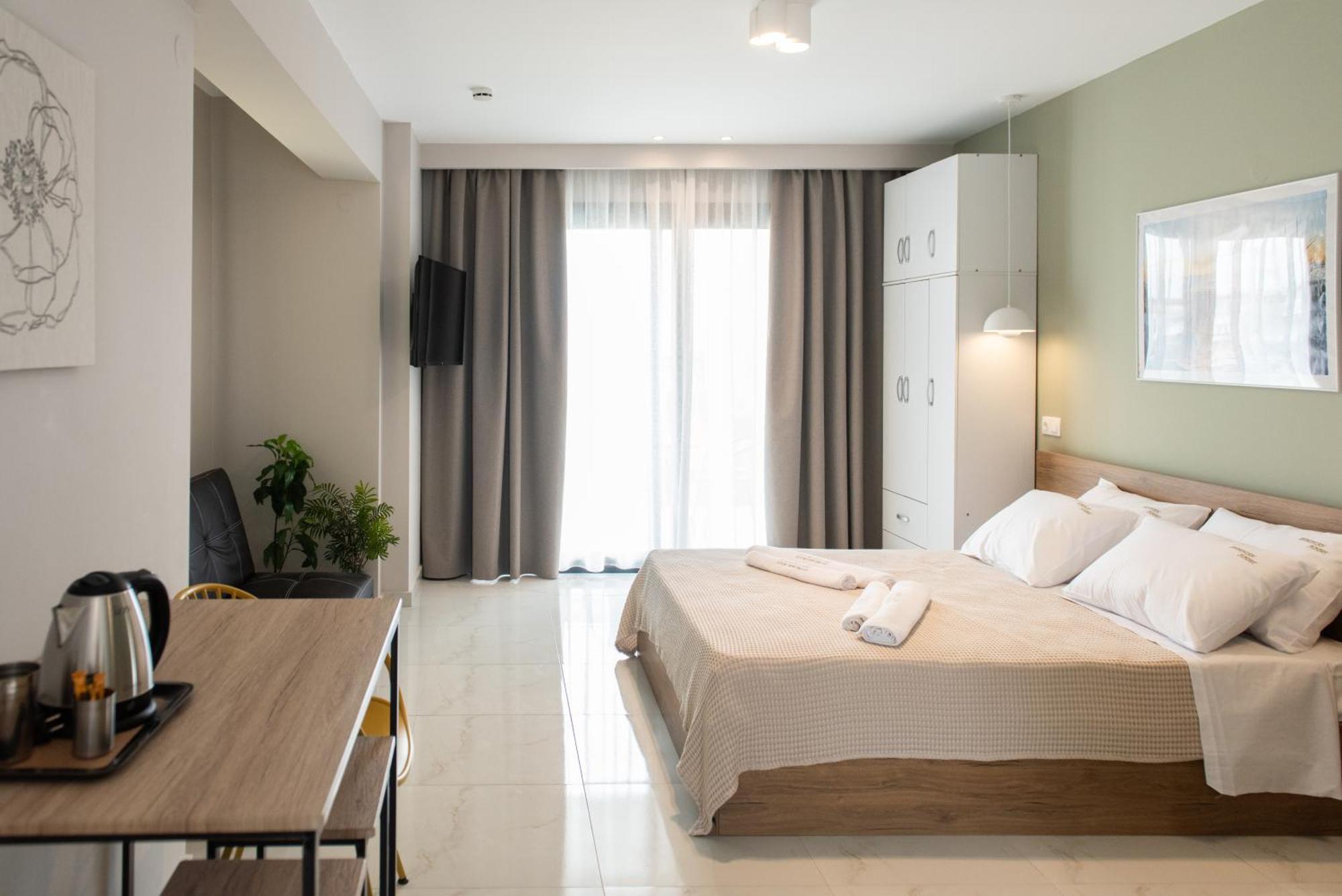 Sithonian Sunset Luxury - Nikiti Cozy Getaways Aparthotel Екстериор снимка